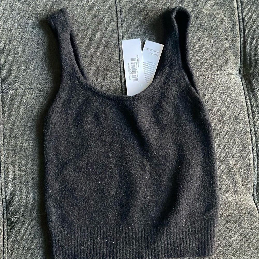 Sweater Cropped Tank - Picture 4 of 5